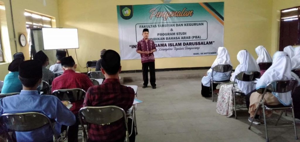 Ilham Nur Kholiq, S.Pd, M.Pd.I Kaprodi Pendidikan Bahasa Arab